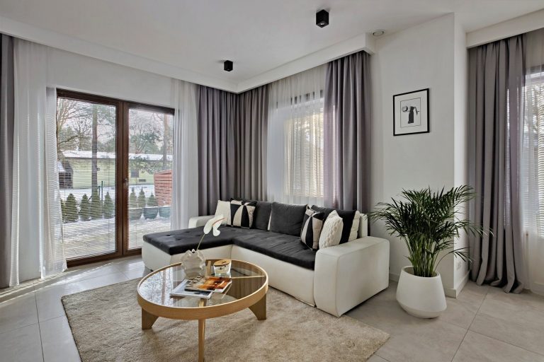 uphouse_jesiotra-2